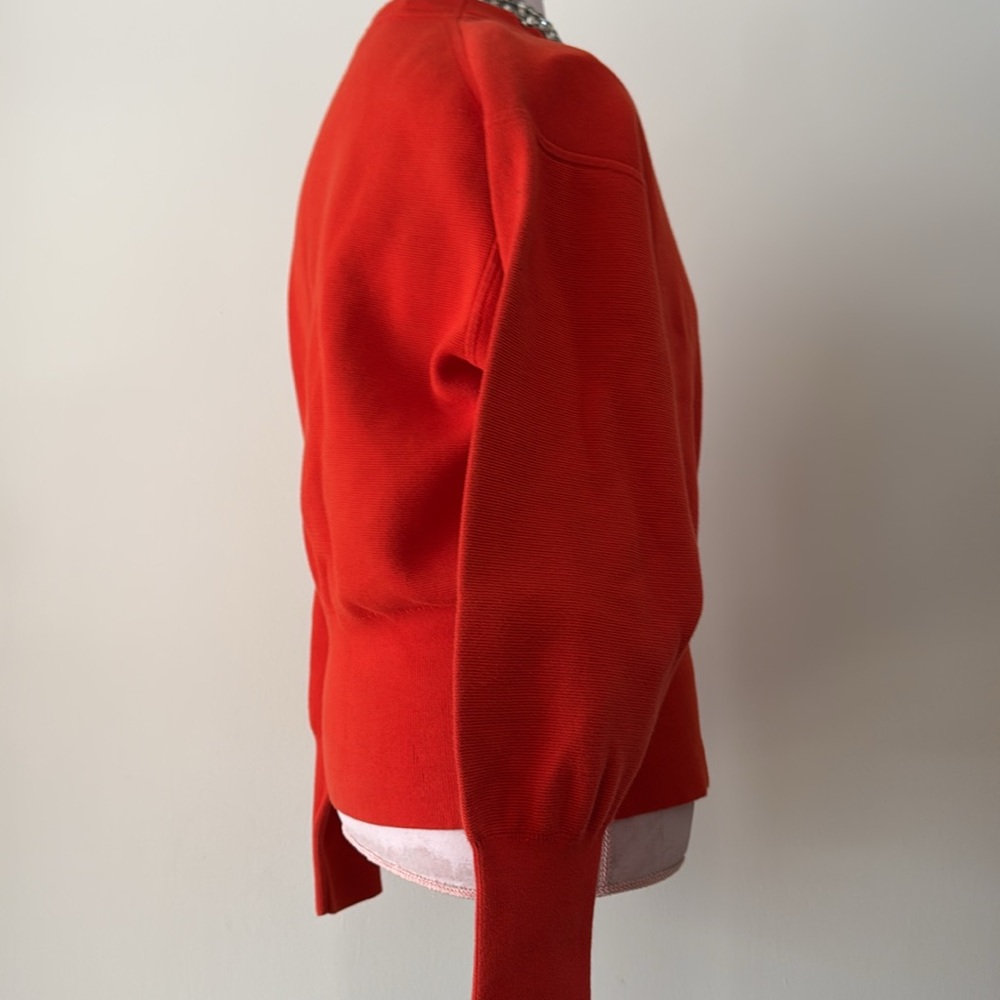 UUUU Uniqulo Orange sweater in size large - Picture 3 of 10